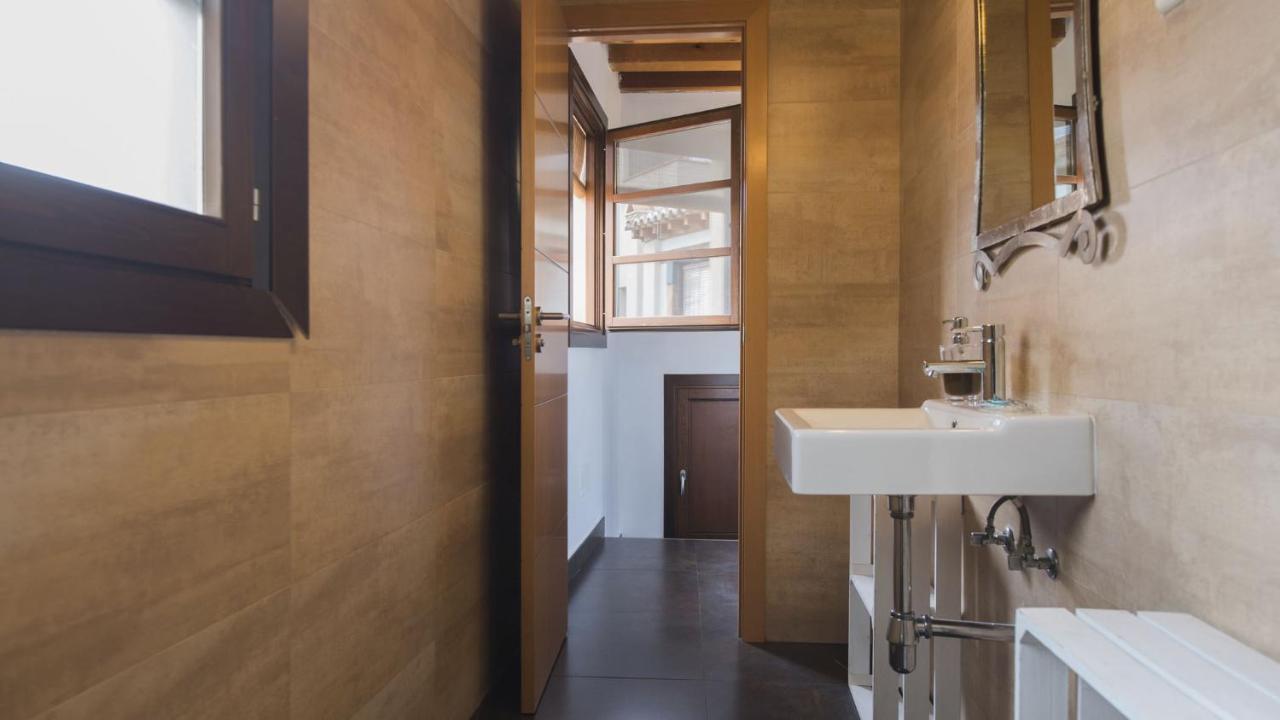 Apartamento Santa Anita En Plena Juderia By Toledo Ap Exteriör bild
